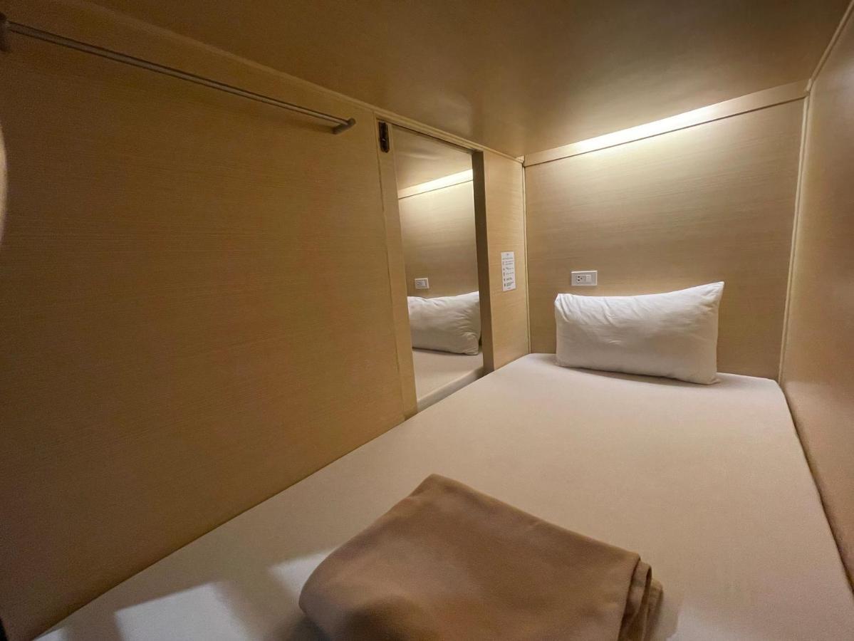 Ora Hostel Bangkok Kültér fotó